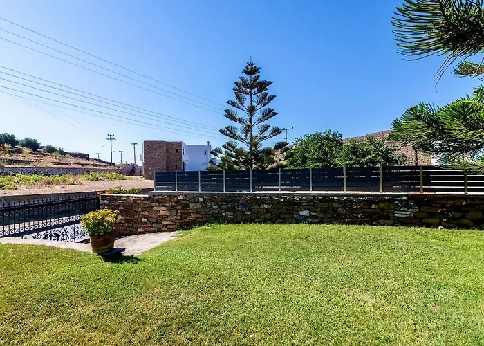 Windmill In Tinos Villa
