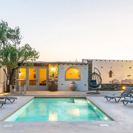 Windmill In Tinos * אגיוס סוסטיס